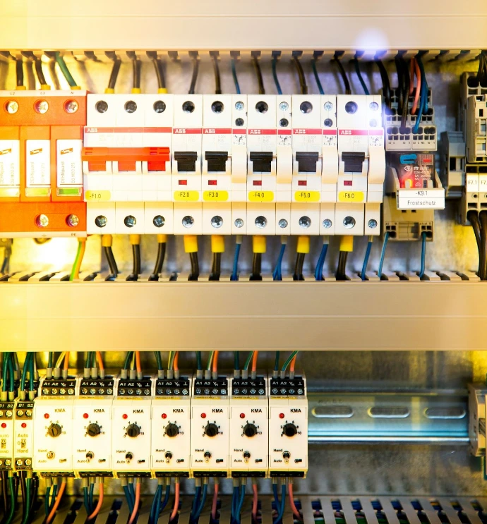 multicolored electronic part